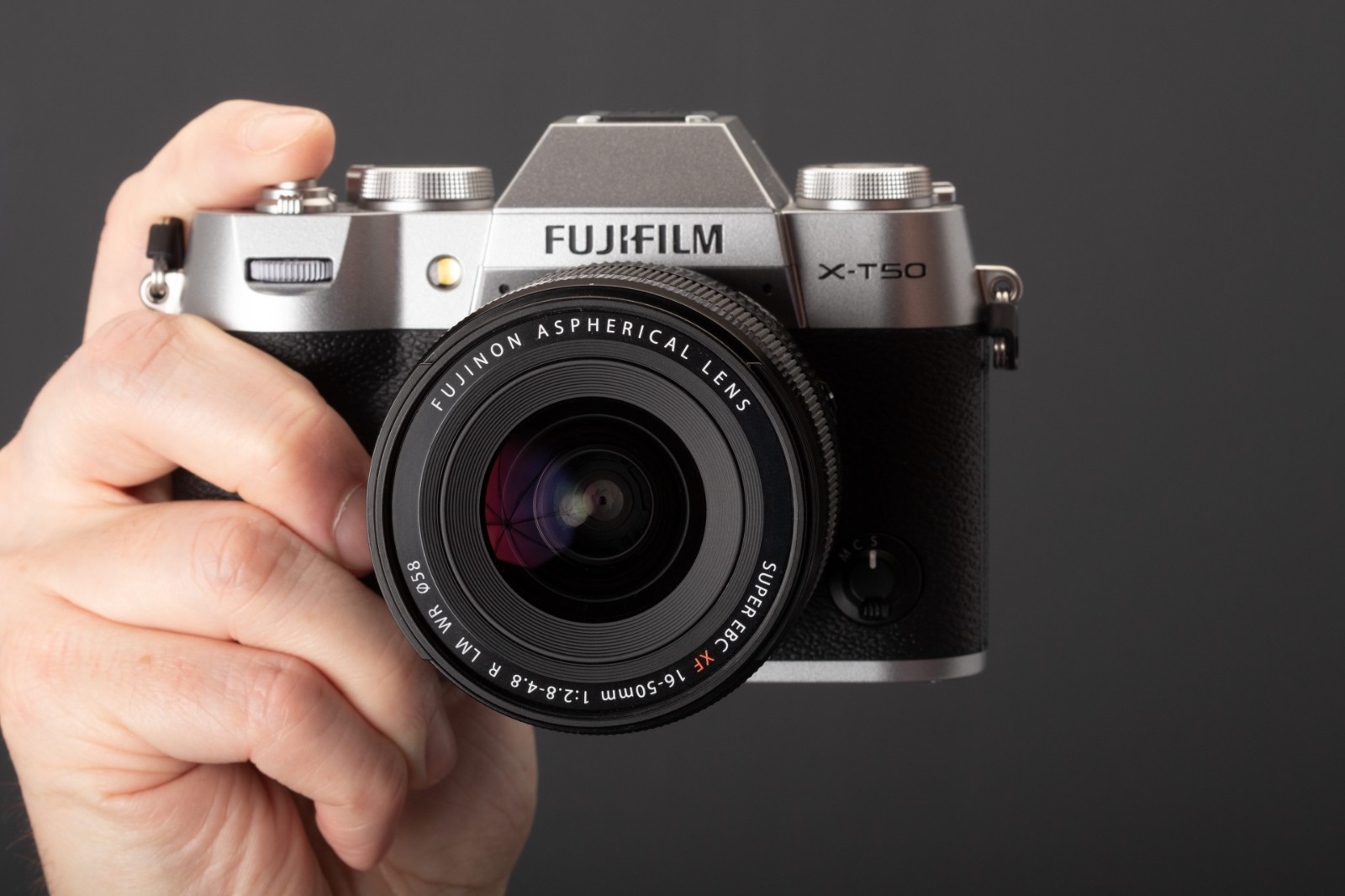 Fujifilm_X-T50_in-hand.jpeg